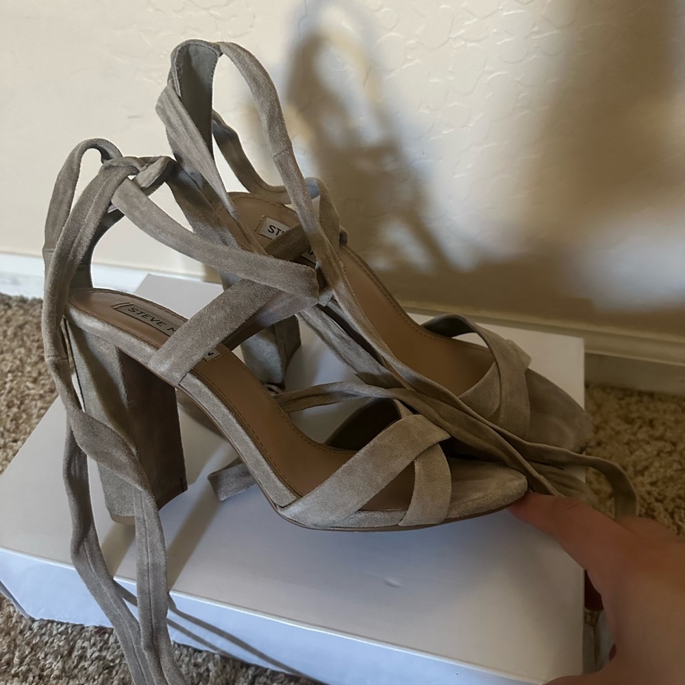 Steve Madden Taupe Strappy Heels